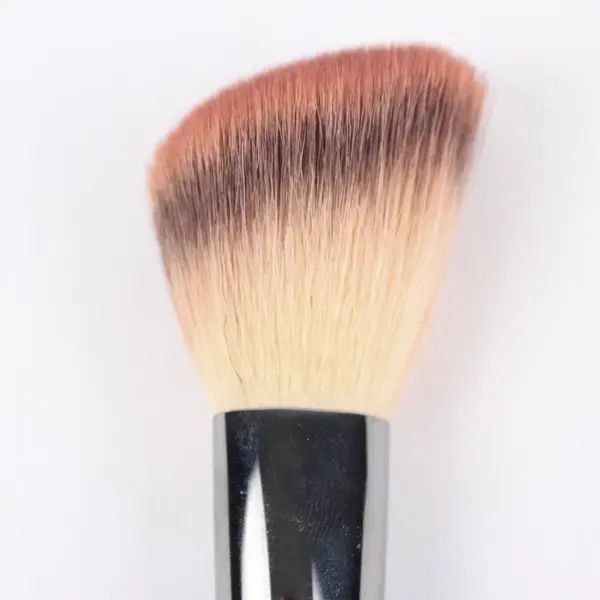IT Cosmetics Heavenly Luxe French Boutique No. 4 Blush Brush Tube