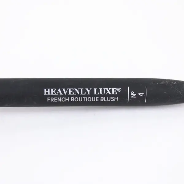 IT Cosmetics Heavenly Luxe French Boutique No. 4 Blush Brush Tube