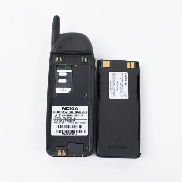 Nokia 6190 VoiceStream Mobile Phone 1997 For Parts Not Working