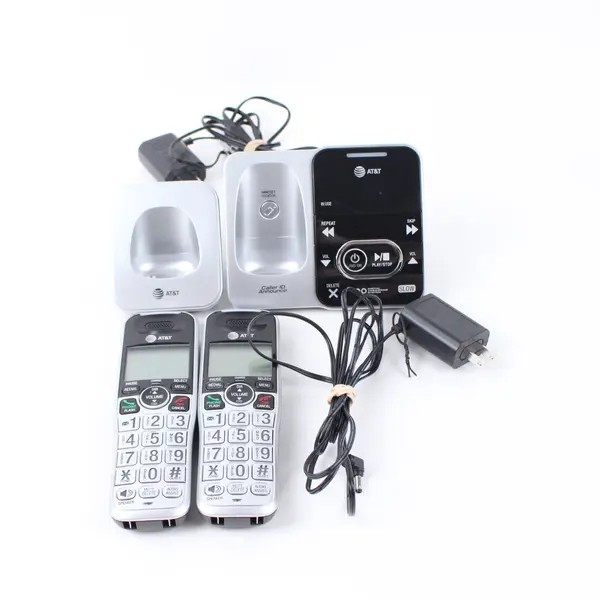 AT&T DECT 6.0 Cordless Phone System 2 Handsets Base Charger