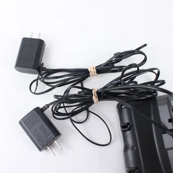 AT&T DECT 6.0 Cordless Phone System 2 Handsets Base Charger
