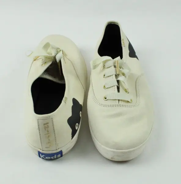 Keds Taylor Swift Sneaky Cat Women's White Lace-Up Sneakers 8.5