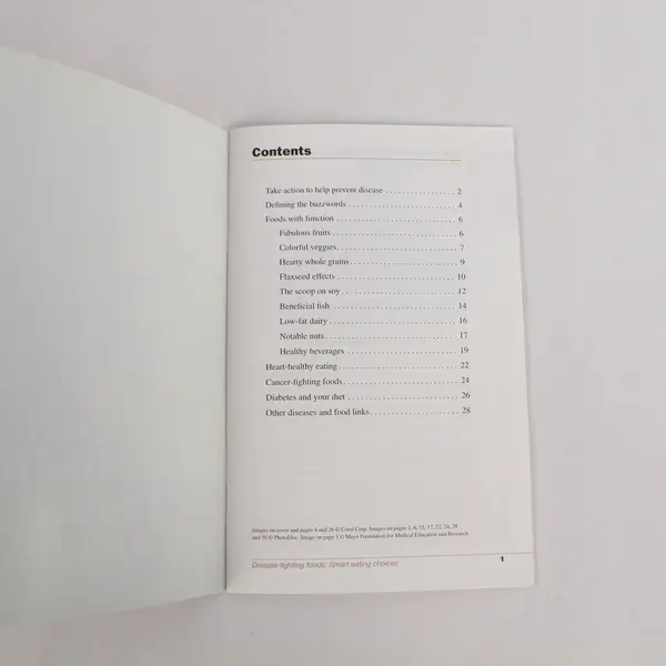 Mayo Clinic Disease Fighting Foods: Smart Eating Choices Book - Very Good