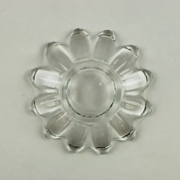 Set of 2 Clear Glass Flower Shaped Dishes 12 Petals USA