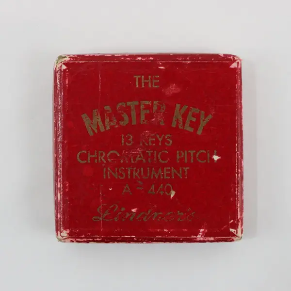 Kratt Co Master Key A-440 Chromatic Pitch Pipe Instrument w/ Box