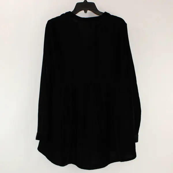 Roper Women's Black Velvet V-Neck Floral Embroidered Top Size M