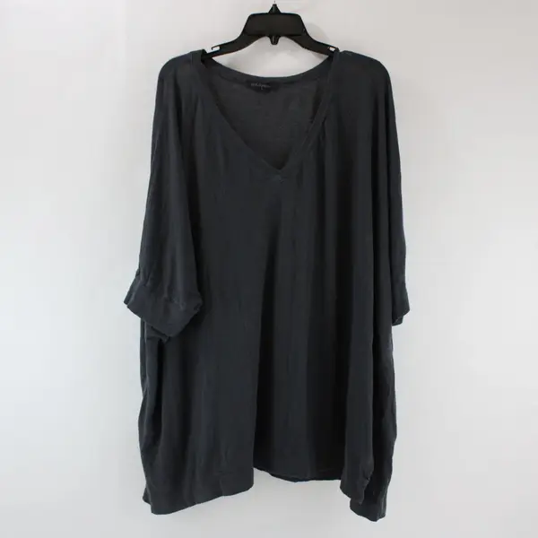 Cut Loose Women's One Size Dark Gray Linen V-Neck 3/4 Sleeve Top