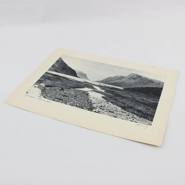 Vintage 1930s Holloway Northern Labrador Landscape Photo Print 12x9 B&W