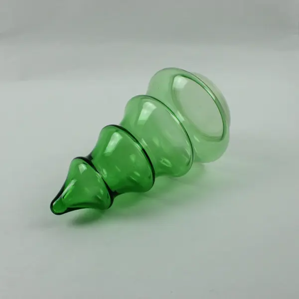 Emerald Green Art Glass Christmas Tree Figurine 7.5 Inch