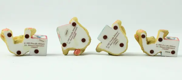 Lot of 4 Enesco Cherished Teddies Bear Figurines Letter Blocks Y U Q T