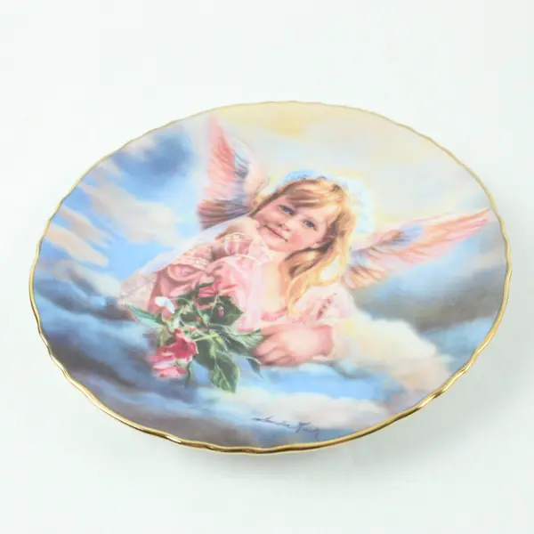Sandra Kuck Precious Angels Angel of Grace Collector Plate 9 Inch
