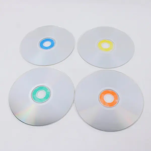 Total Themes 98 4-CD-ROM Set Next Millennium Publishing Windows 98
