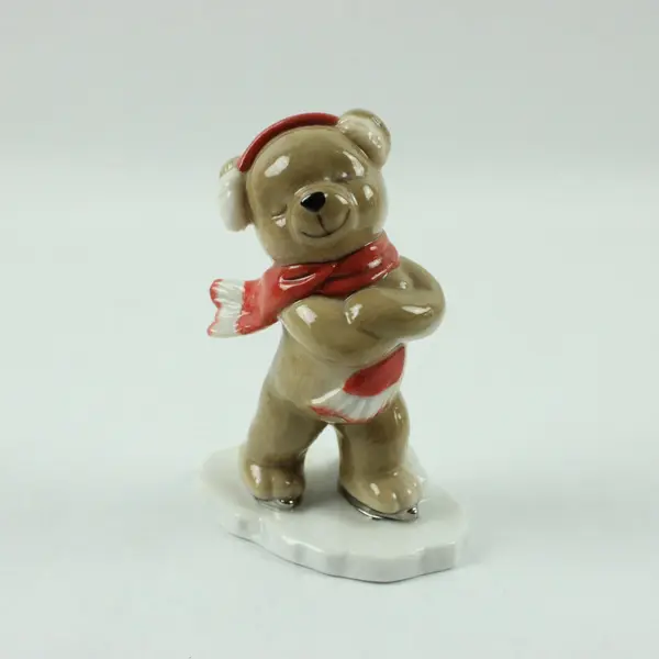 Bing & Grøndahl Victoria 1997 First Issue Teddy Bear Figurine