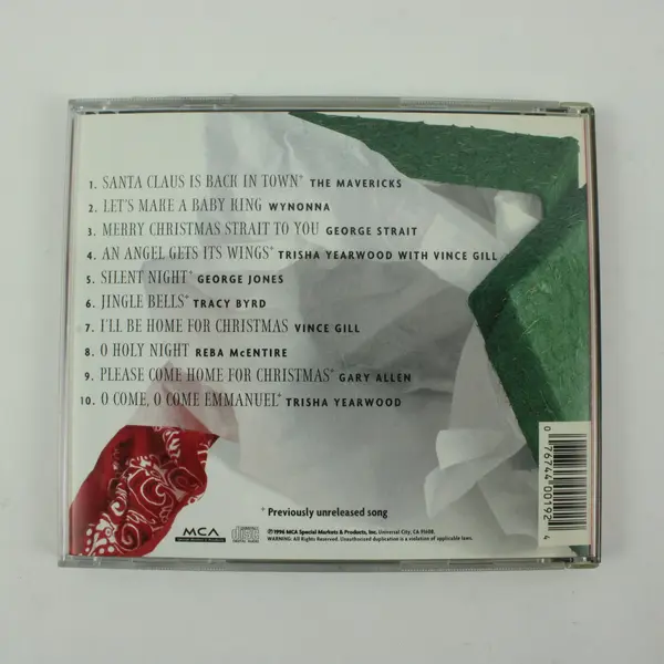 A Country Christmas 1996 MCA CD Reba McEntire George Strait Trisha Yearwood