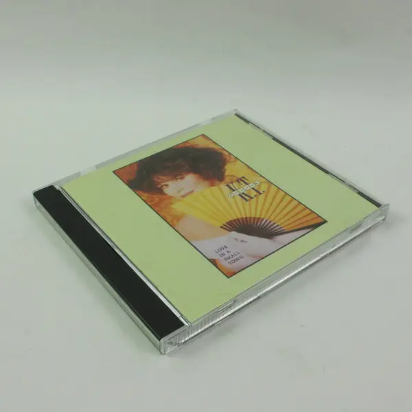 K.T. Oslin Love in a Small Town Music CD Pre-Owned
