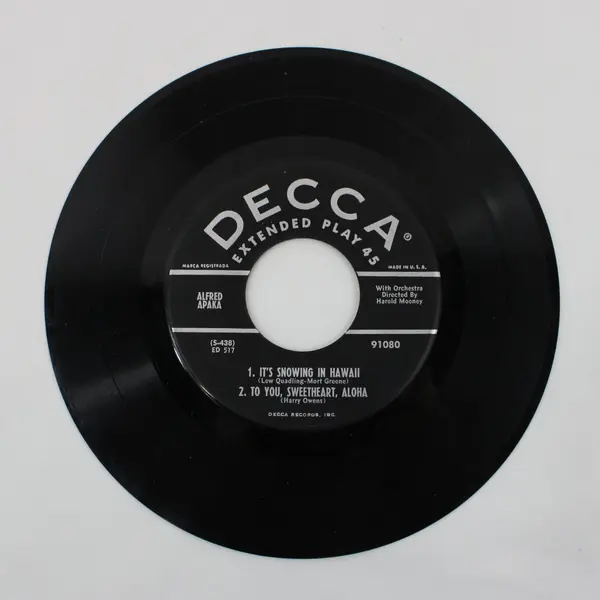 Alfred Apaka Decca 7in EP Farewell/Aloha Oe/It's Snowing In Hawaii