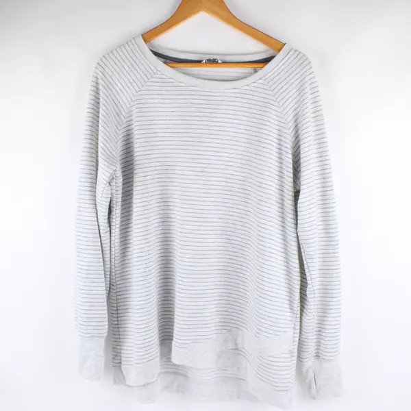 Danskin Women's XL Gray Striped Long Sleeve Activewear Shirt Thumb Holes