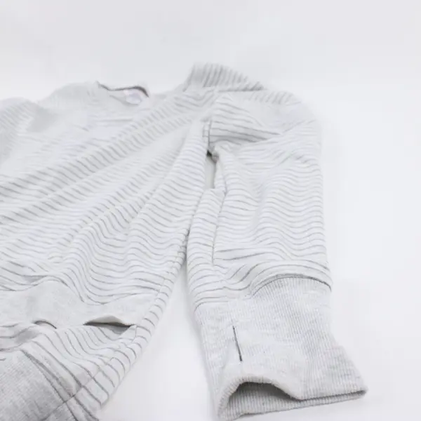 Danskin Women's XL Gray Striped Long Sleeve Activewear Shirt Thumb Holes