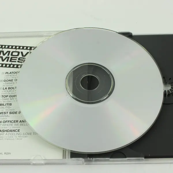 Love Movie Themes CD Soundtrack Romantic Film Music Pre-Owned