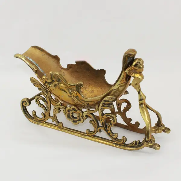 Vintage Solid 5 Piece Brass Christmas Sleigh And Reindeer Figurine 