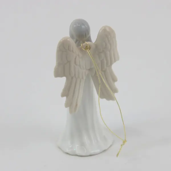 Flavia 1984 White Ceramic Angel Ornament Figurine Outstretched Wings