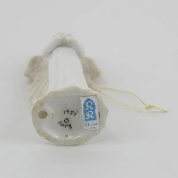 Flavia 1984 White Ceramic Angel Ornament Figurine Outstretched Wings