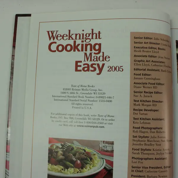 Taste of Home's Weeknight Cooking Made Easy Cookbook 2005