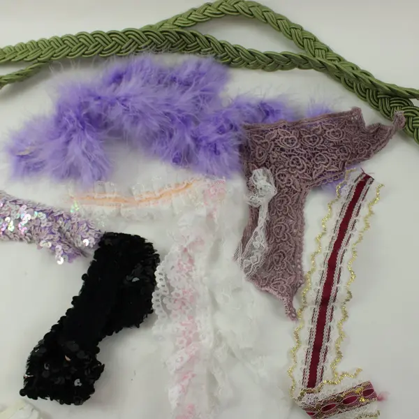 Lot of 34 Mixed Lace & Fabric Embellishments Craft Sewing Supplies
