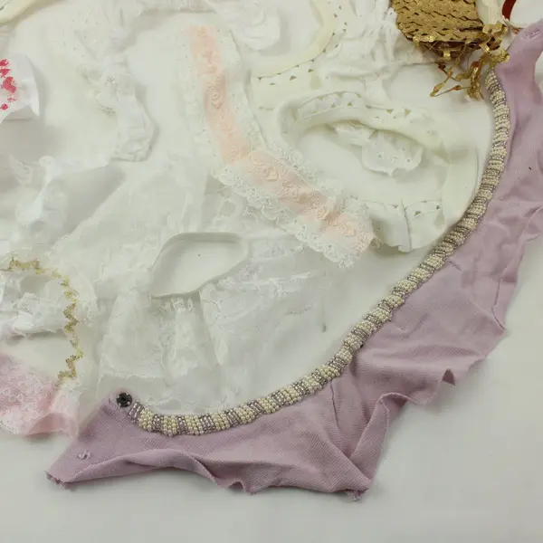 Lot of 34 Mixed Lace & Fabric Embellishments Craft Sewing Supplies