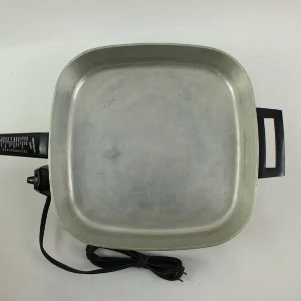 Tested Vintage General Electric Electric Skillet with Lid