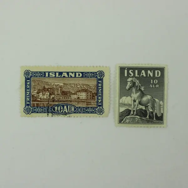 Iceland 10 Aur Postage Stamp Pair ISLAND Architecture & Horse Designs