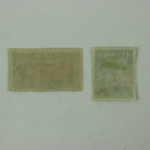 Iceland 10 Aur Postage Stamp Pair ISLAND Architecture & Horse Designs