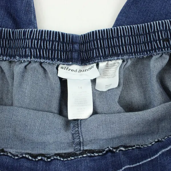Alfred Dunner Women's Size 14 Medium Wash Pull-On Denim Pants