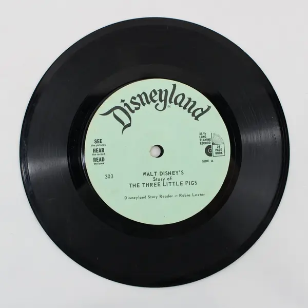 Disneyland Three Little Pigs 7in Vinyl Record 33 RPM #303
