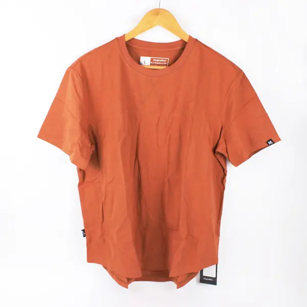 Magna Man Lot of 3 Men's Large Short Sleeve T-Shirts NWT Black Gray Orange