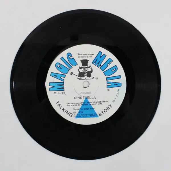 Magic Media Cinderella Snow White Talking Story 7" Vinyl Record Book Read-Along