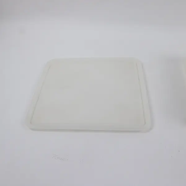 Tupperware 514-20 Food Storage Container with 515-18 Lid