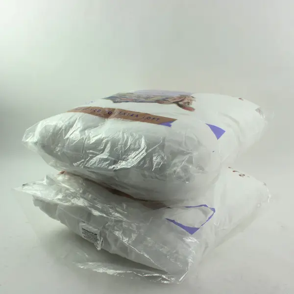 Lot of 2 Wonderform 18x18 White Polyester Throw Pillow Inserts