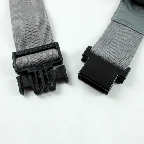LeSportsac Nylon Waist Bag Fanny Pack Belt Bag Grey