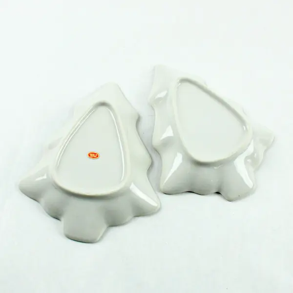The Market Place Celebrate Christmas Porcelain Candy Dish Set 2 Holly Style 4716