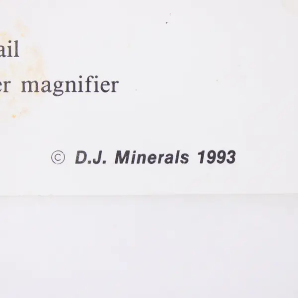 D.J. Minerals 16 Specimen Rock Kit With Study Guide Storage Case
