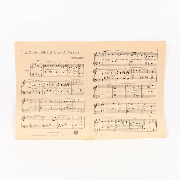 Irving Berlin A Pretty Girl Is Like a Melody Children's Piano Sheet Music