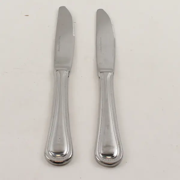 2 Disney Silver DIY1 Pattern Winnie Pooh 18/8 SS Dinner Knives Rare Piece 9.25" 