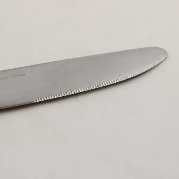2 Disney Silver DIY1 Pattern Winnie Pooh 18/8 SS Dinner Knives Rare Piece 9.25" 