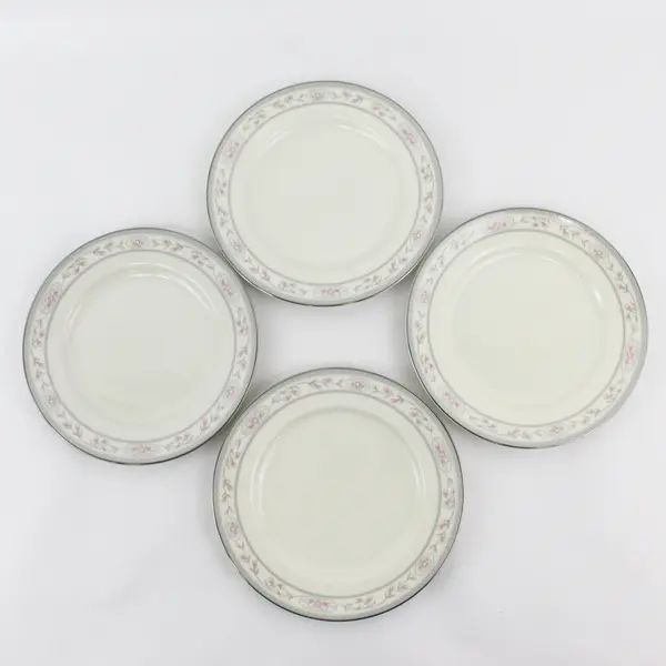 Set of 4 Mikasa 7.5" Fine China Beaumont Bread Plates L5523 