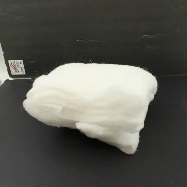 1.5 lb Lot Quilt Batting Scraps for Quilting Sewing Crafts