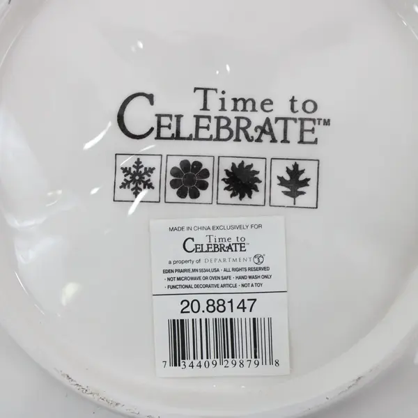 Set of 4  Dept 56 Time To Celebrate Hibiscus Flower Decorative Plates  8.5in