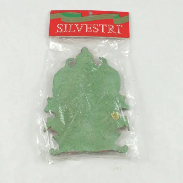 Vintage Silvestri Madonna & Child Molded Resin Relief Ornament 6.5in