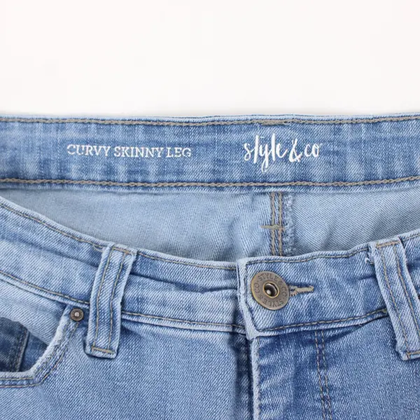 Style & Co Curvy Skinny Jeans Women's Size 8P Light Wash