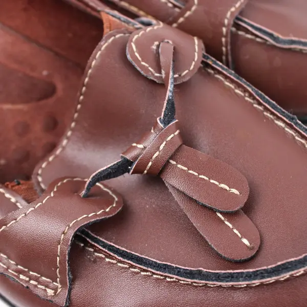 Clarks Women's Brown Leather Boat Shoes Size 8W Slip-On Moc Toe Flats